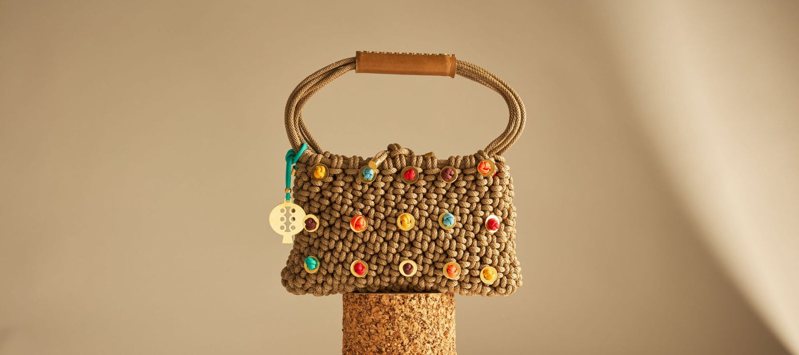 Limited Edition "to hold" Bags