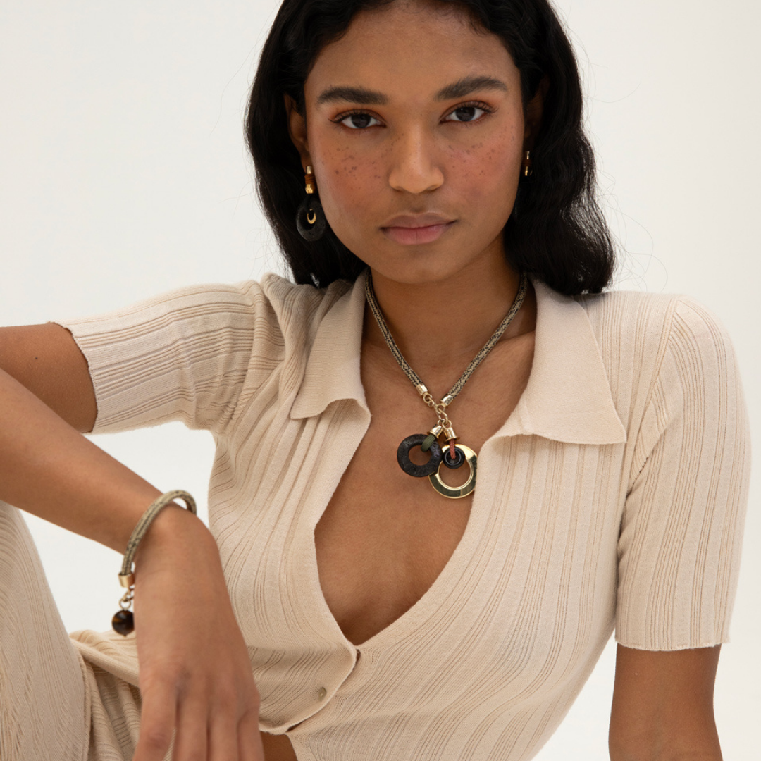 PICHULIK | Talisma intention seed Brass and Rope Pendant 