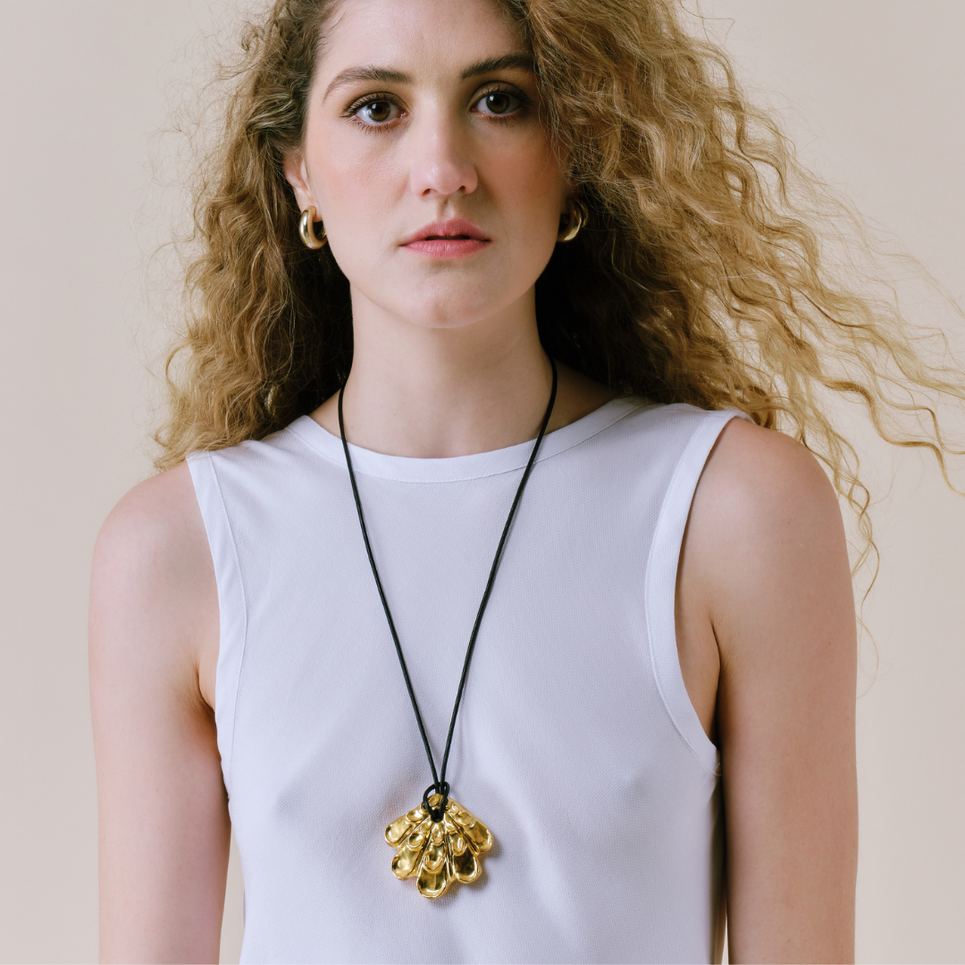 PICHULIK | Shellestial Ceramic Pendant