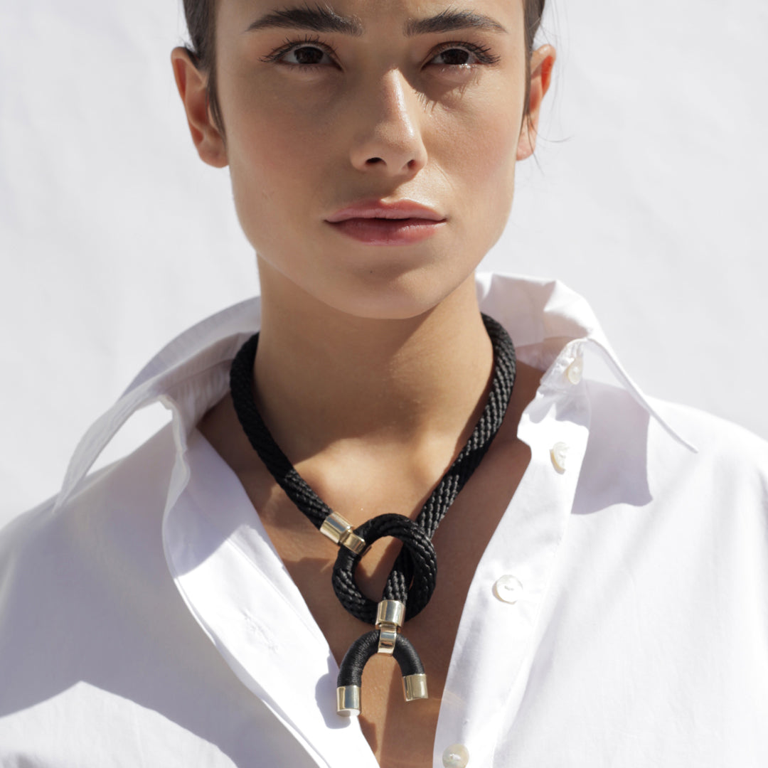 Pichulik | Rope and Brass Astarte Horn Necklace Black 