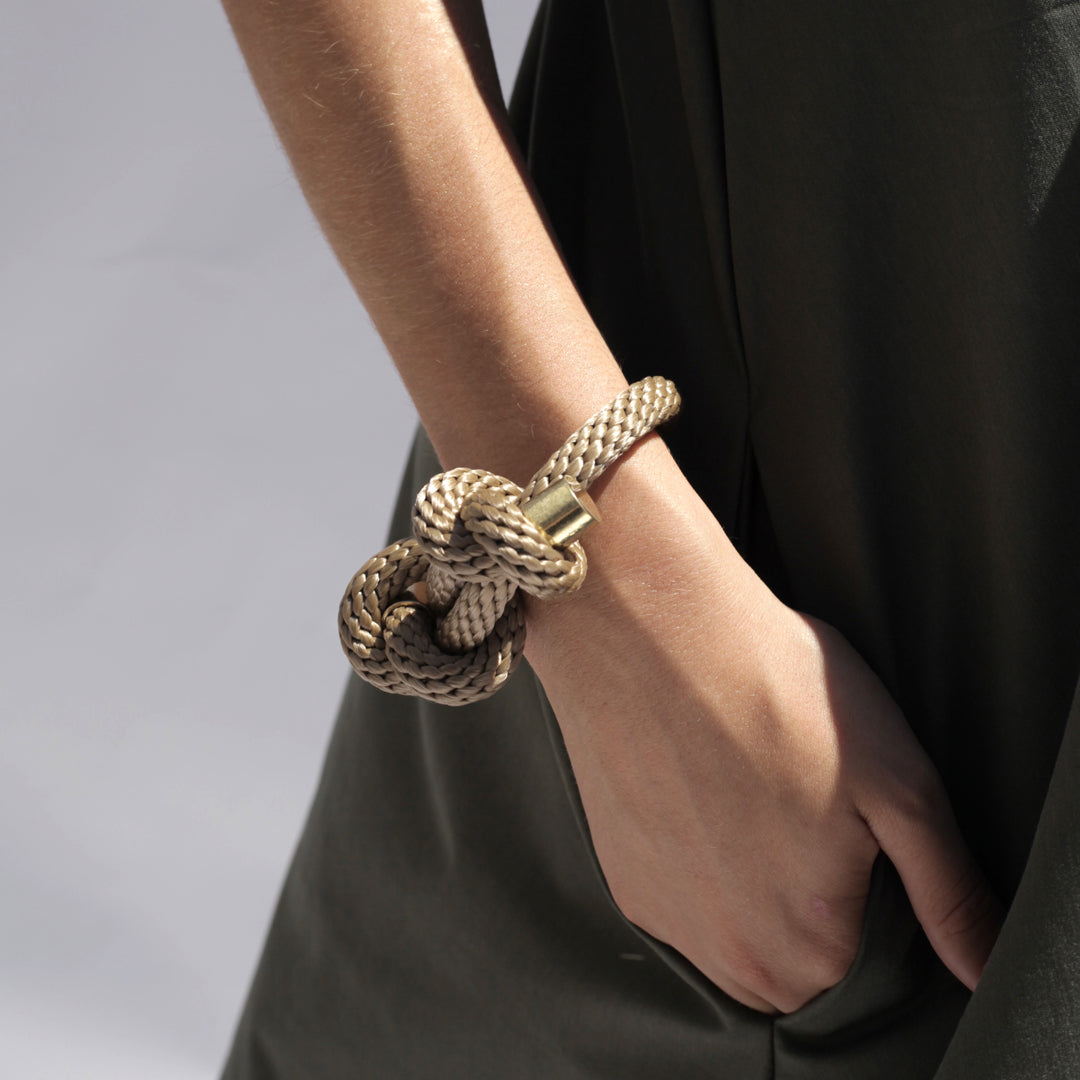 Pichulik | Sacred Knot Bracelet Beige