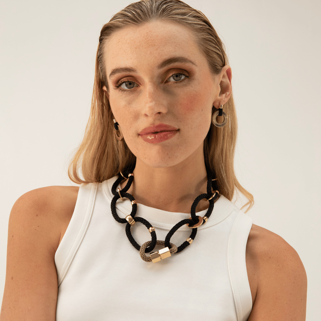 Pichulik | Circe necklace black